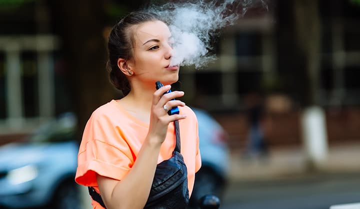 Does Disposable vape Cause ‘Wet Lung’